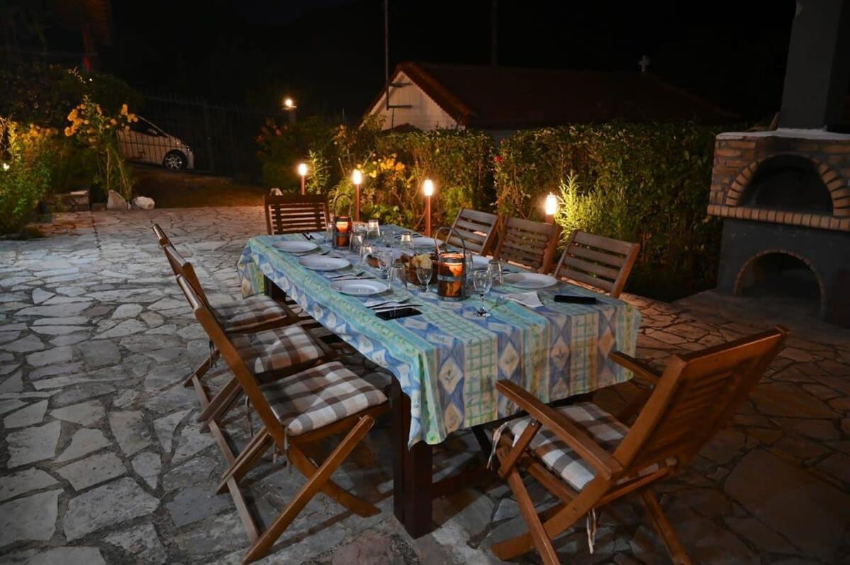 Kalavrita Winter Retreat - Homely Spacious Chalet Áno Vlasía Екстериор снимка